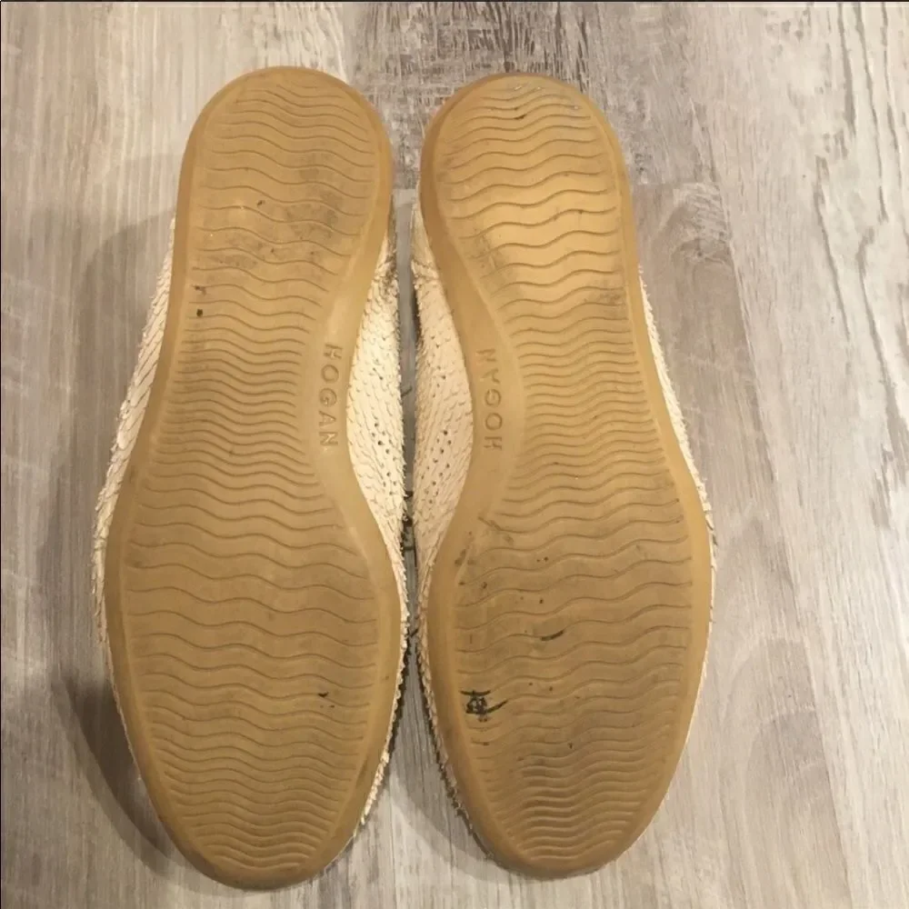 ‎HOGAN Cream Snakeskin Sneakers Size 5 1/2